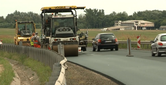 4-es elkerülő felújítás átadása 4-es elkerülő felújítás átadása