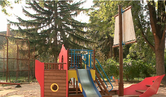 Átadták a Gagarin úri játszóteret Átadták a Gagarin úri játszóteret